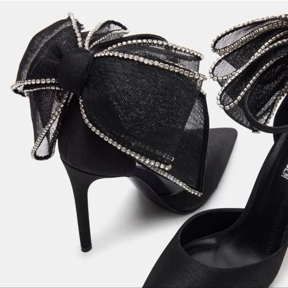 Steve Madden Timeless Pointed Elegant Black Women's Heels Rhinestone Bow Detail - Picture 4 of 8